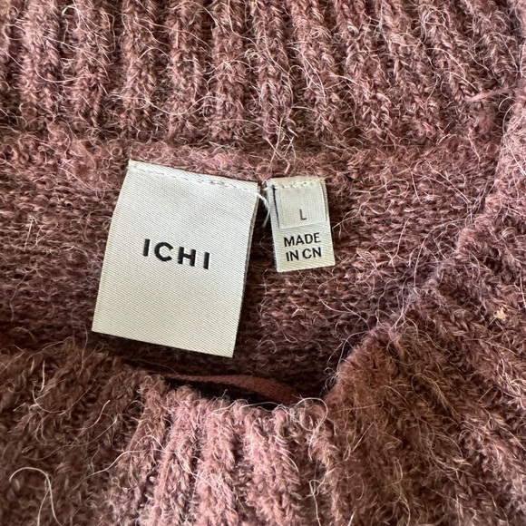 Mock neck Sweater - Picture 2 of 3